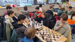 Die Schach-AG auf Wettkampf am MPG in Trier