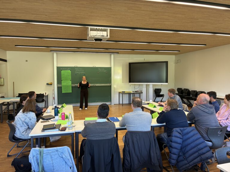 Austausch zu zentralen Themen der Mittelstufe